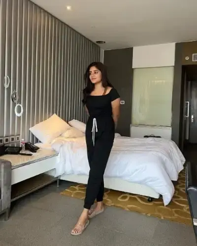 Call Girls Medininagar Cash On Delivery